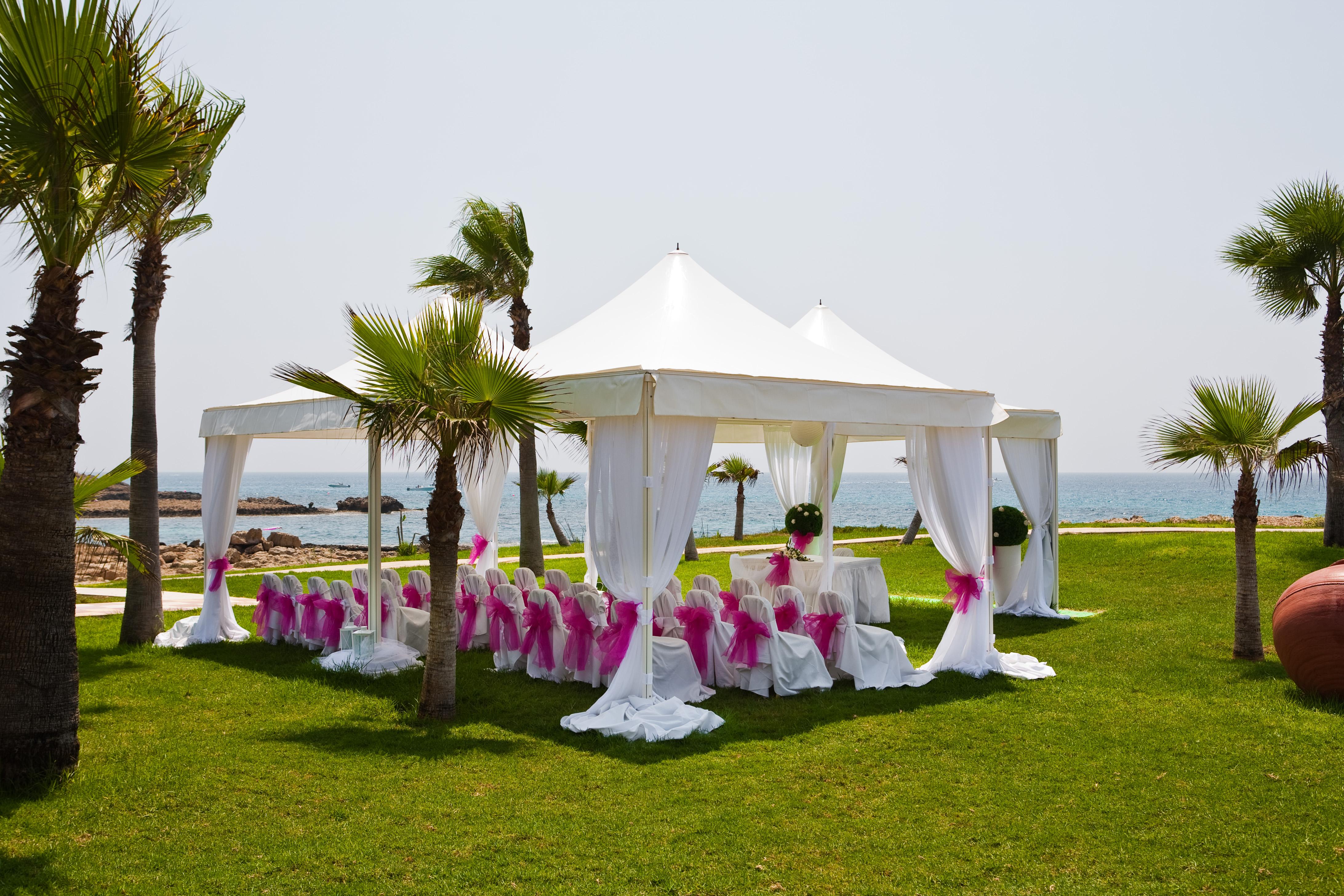 Adams Beach Hotel & Spa (Adults Only) Ayia Napa Esterno foto A wedding tent