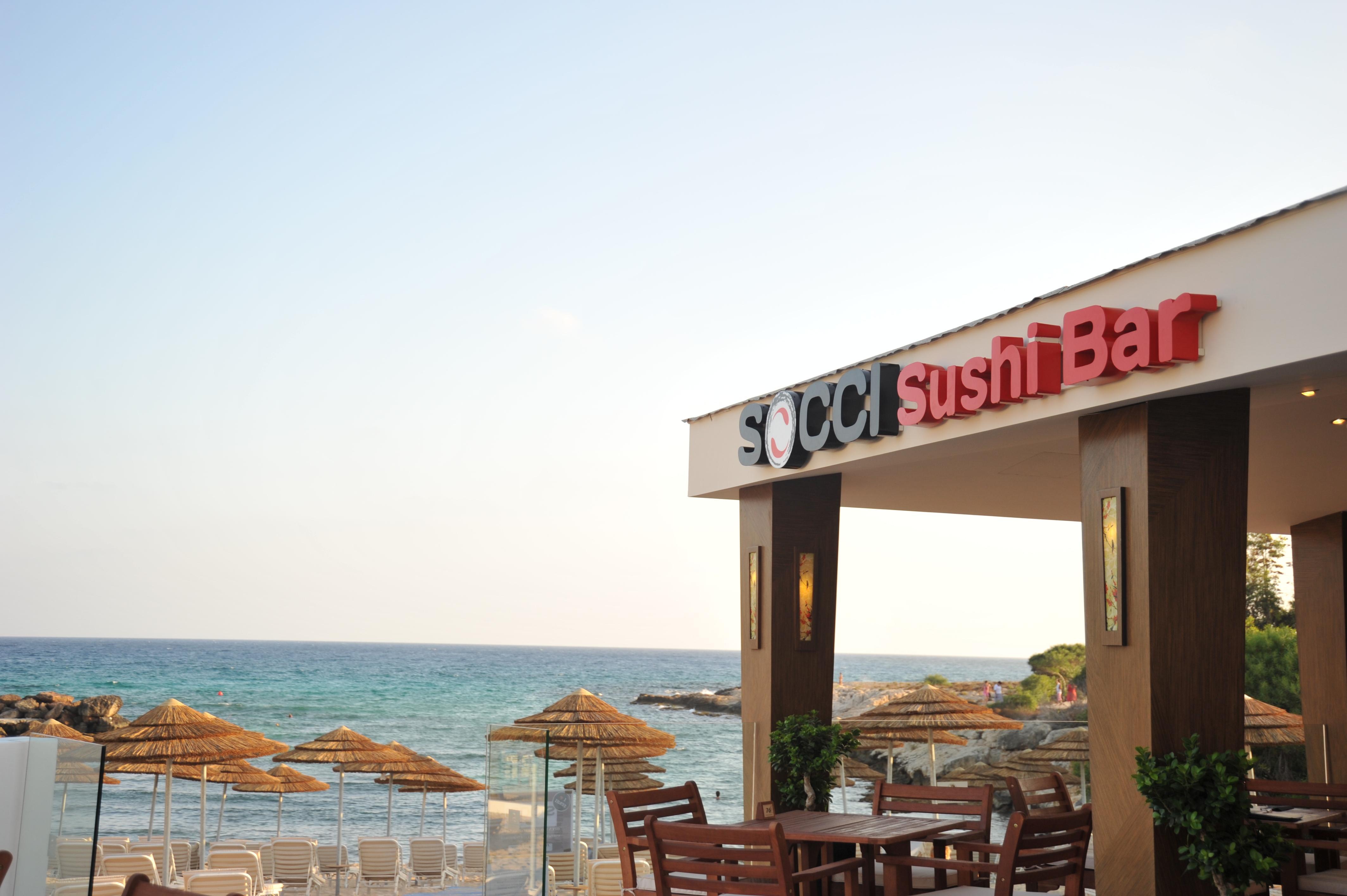 Adams Beach Hotel & Spa (Adults Only) Ayia Napa Esterno foto Sushi Bar