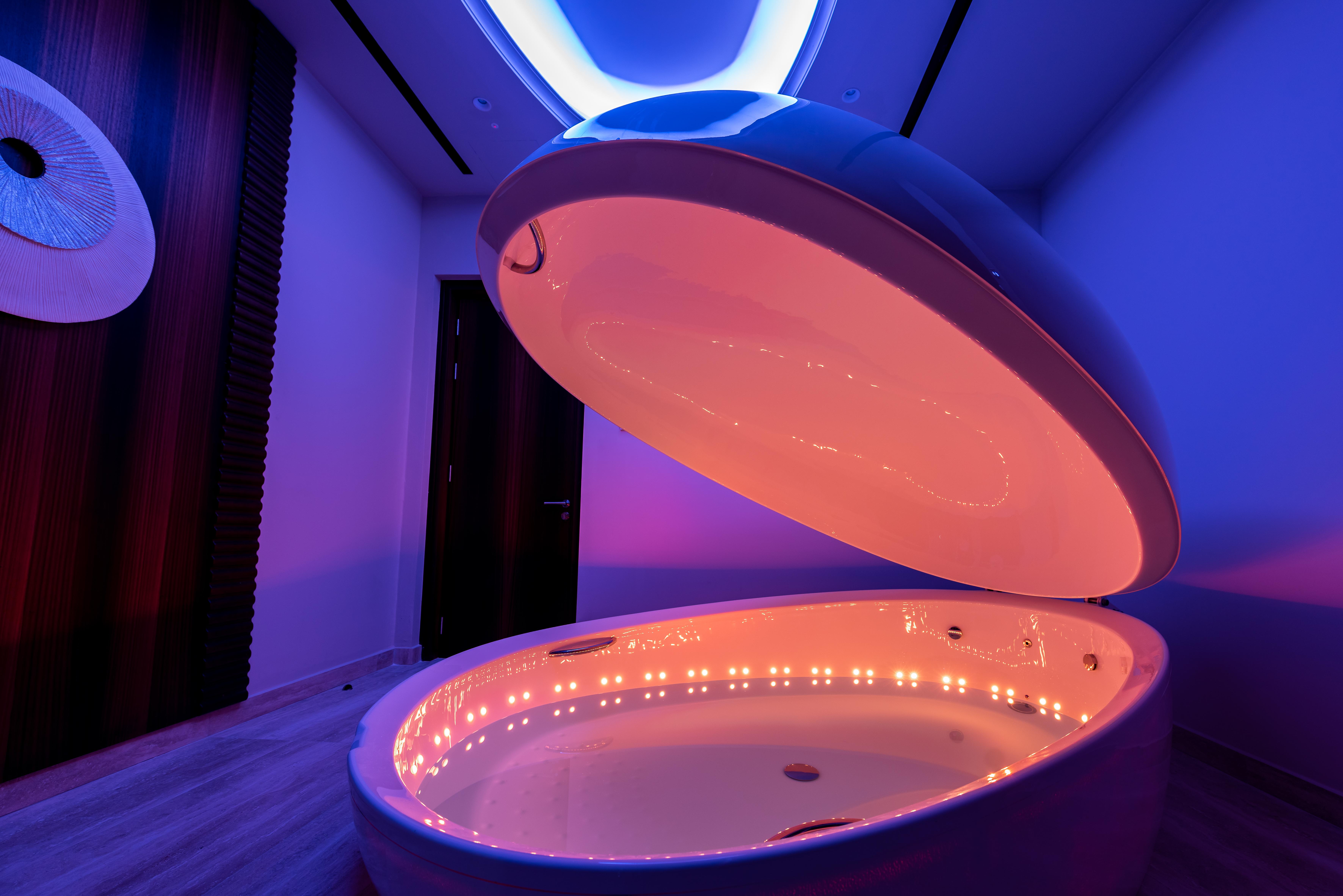 Adams Beach Hotel & Spa (Adults Only) Ayia Napa Esterno foto A floatation tank