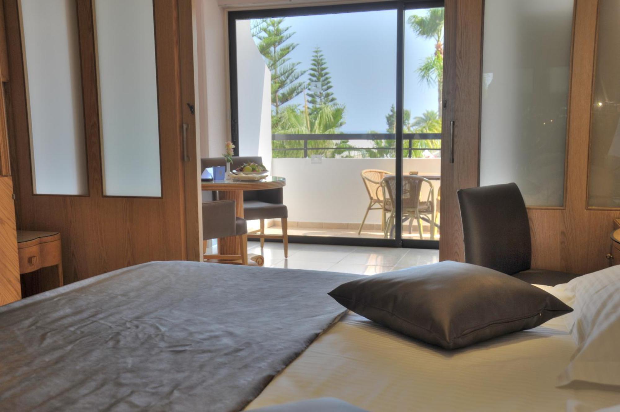 Adams Beach Hotel & Spa (Adults Only) Ayia Napa Esterno foto