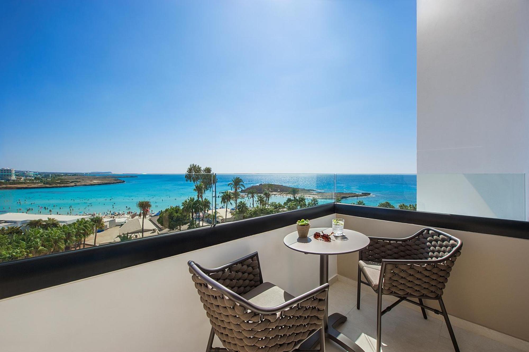 Adams Beach Hotel & Spa (Adults Only) Ayia Napa Esterno foto View from the balcony of a suite at the Nissi Beach Hotel