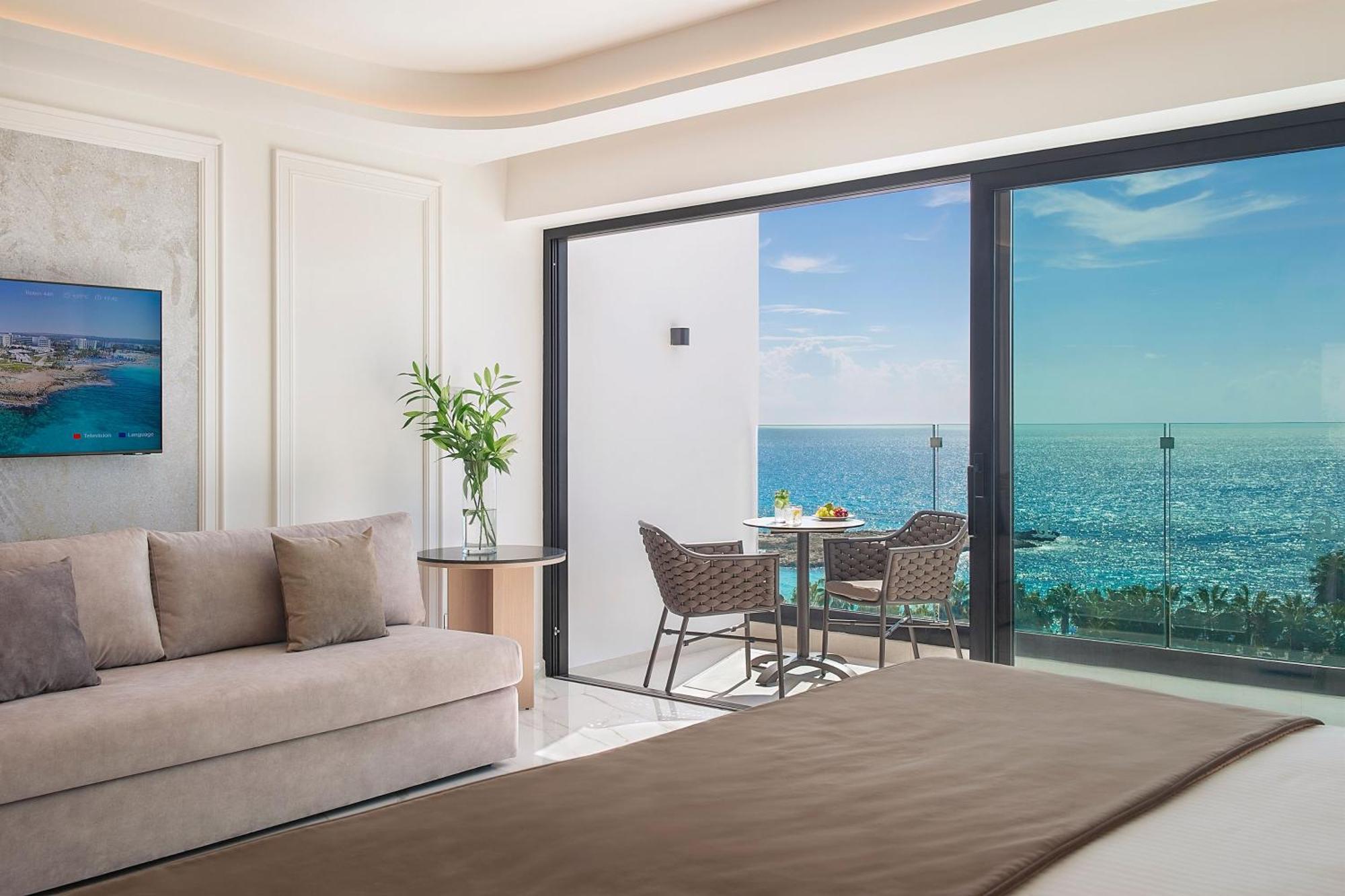 Adams Beach Hotel & Spa (Adults Only) Ayia Napa Esterno foto Suite