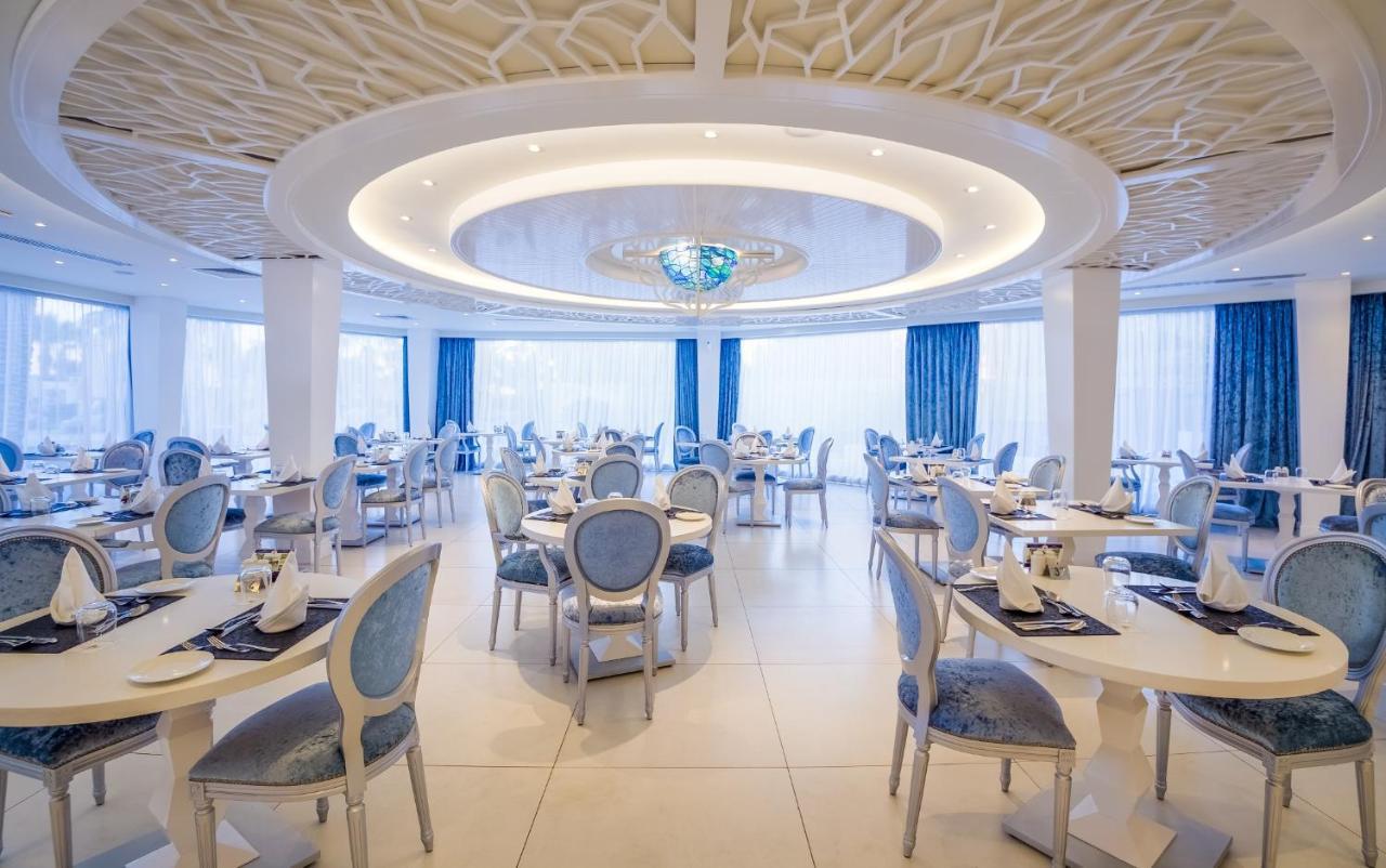 Adams Beach Hotel & Spa (Adults Only) Ayia Napa Esterno foto The restaurant